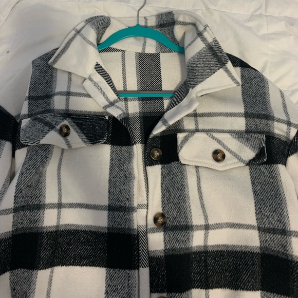 SHEIN drop shoulder plaid overcoat (no pockets) - Picture 4 of 9